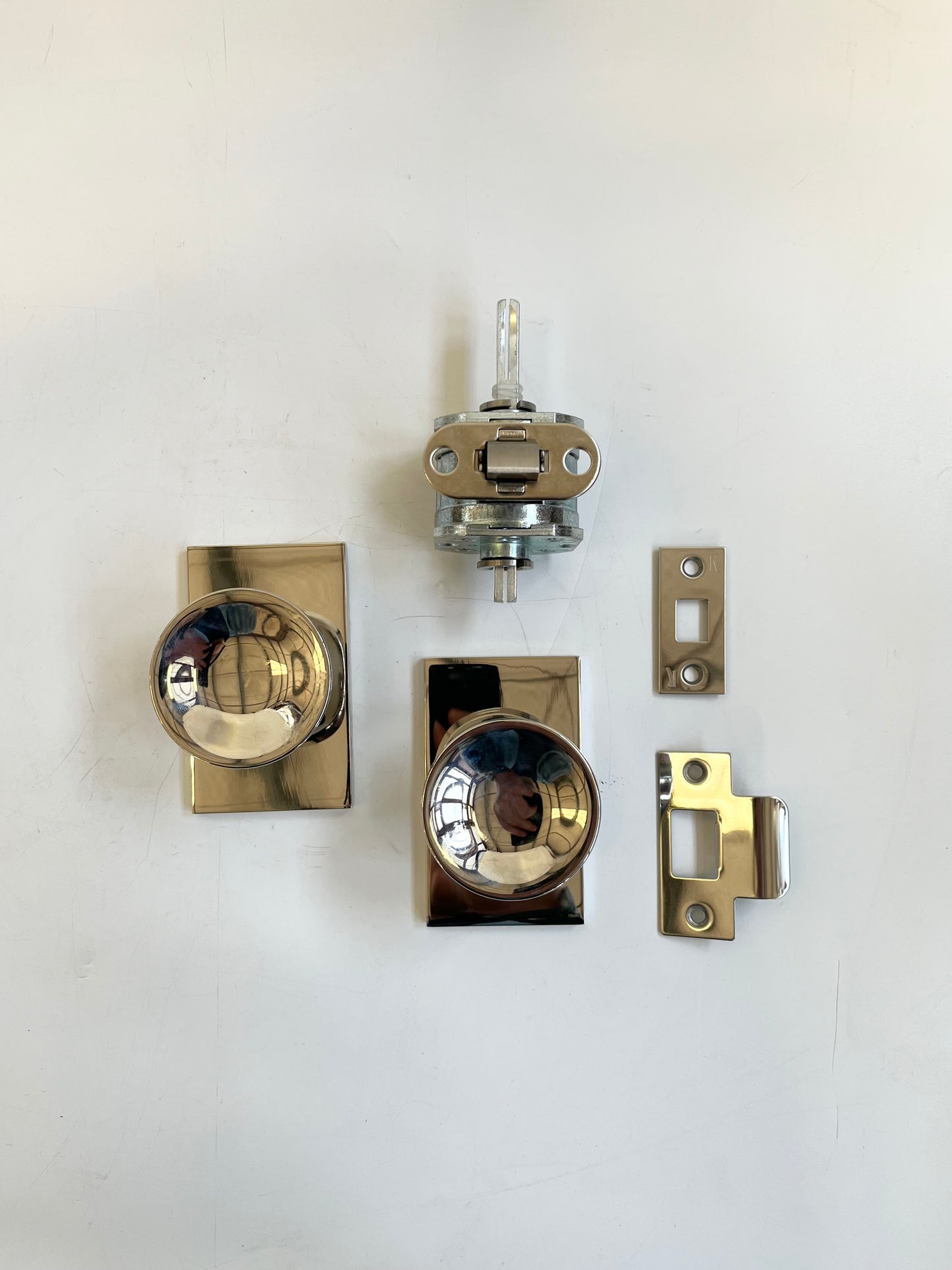 Richmond Brass Knob Interior Door Set