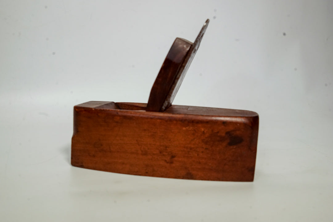 Antique 2 5/8 x 7 3/8 inch MOSELEY Toothing Plane With Ibbotson &co. Iron -Sheffield England