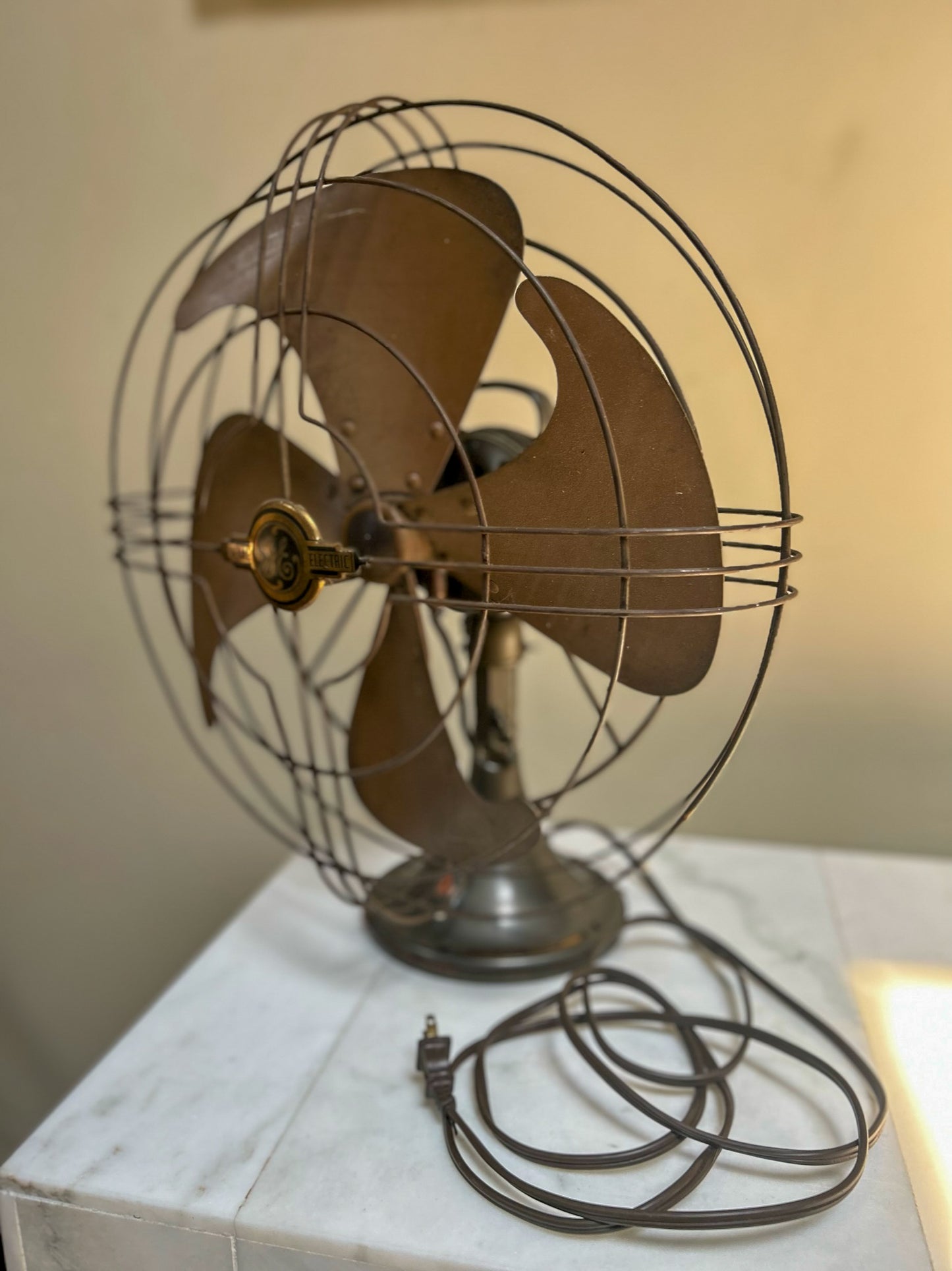 Vintage 1950s Industrial General Electric Table Fan