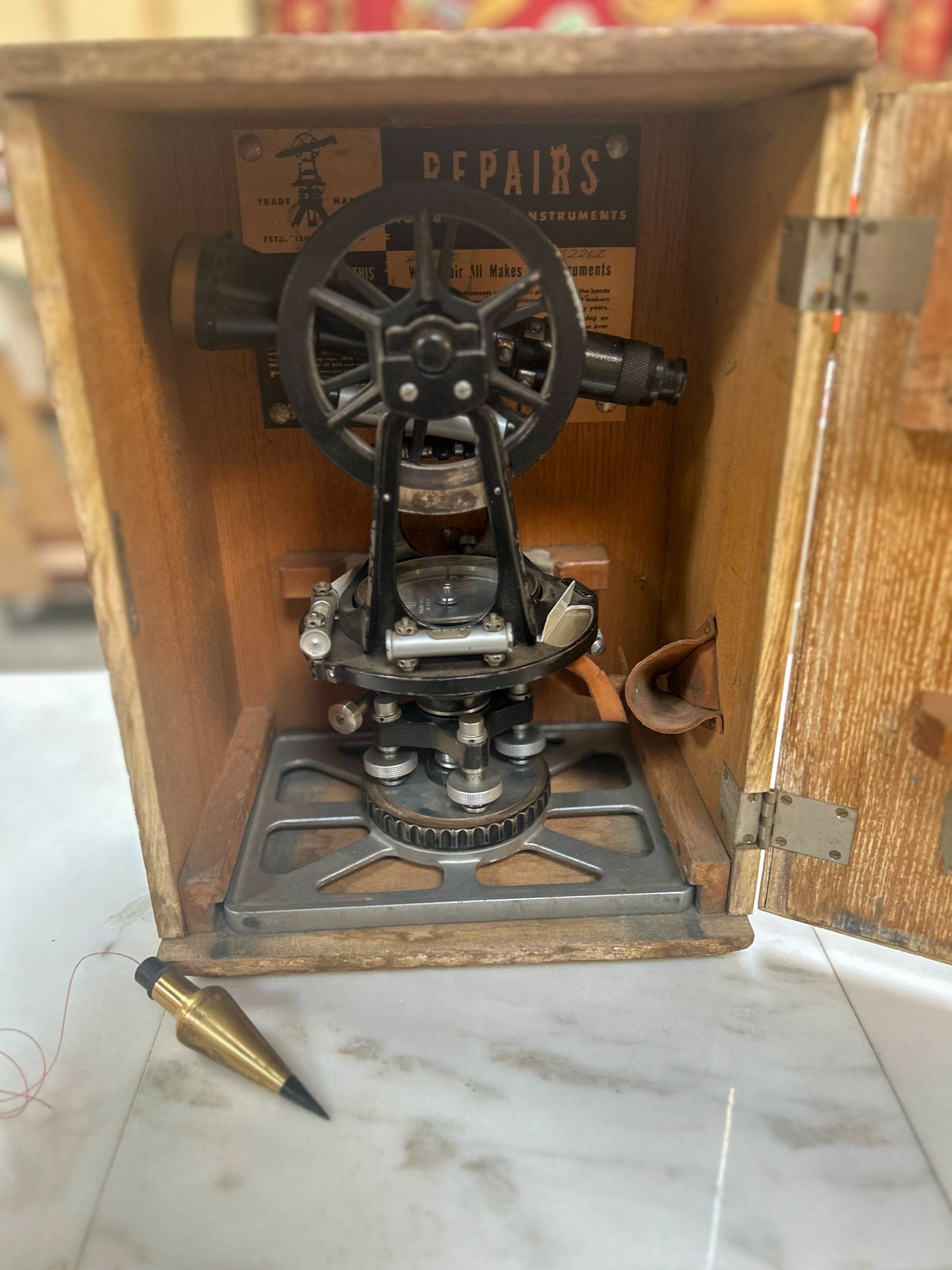 Vintage Surveyors Level H&M Co.