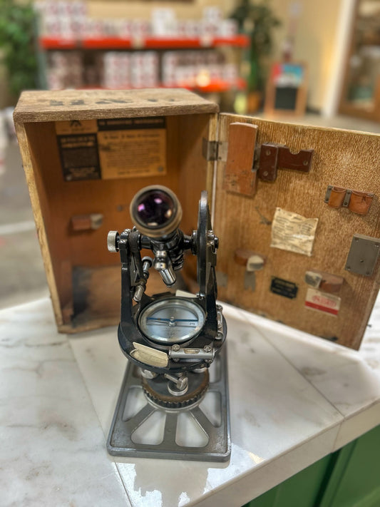 Vintage Surveyors Level H&M Co.